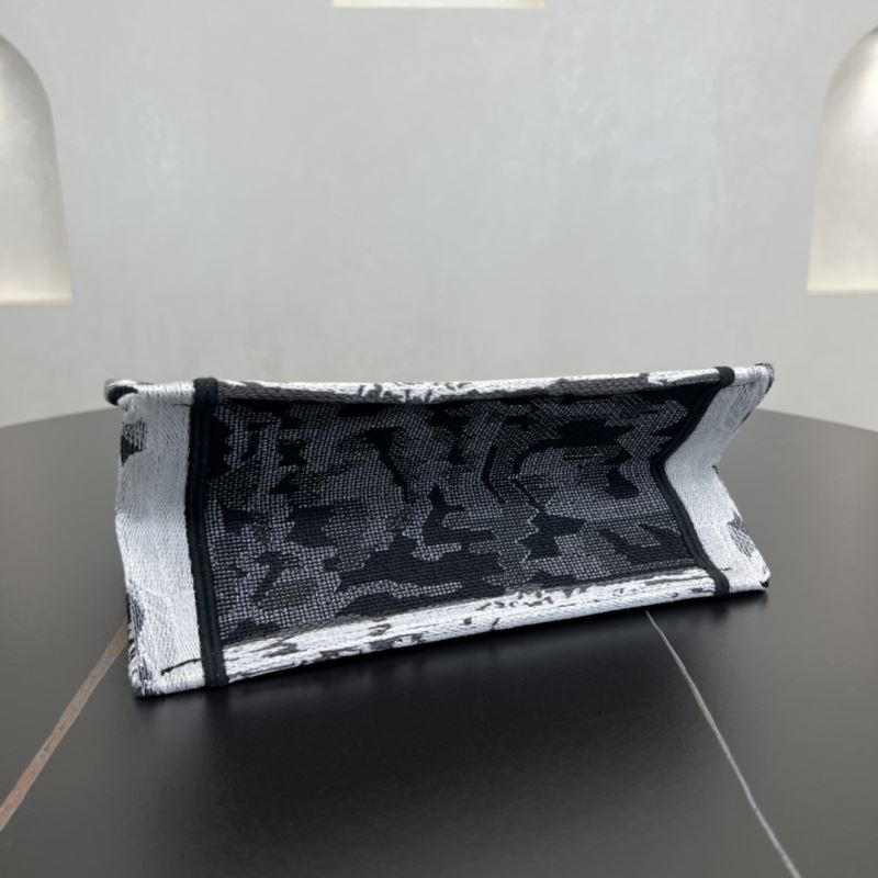 chr1st1an D10r shopping bags